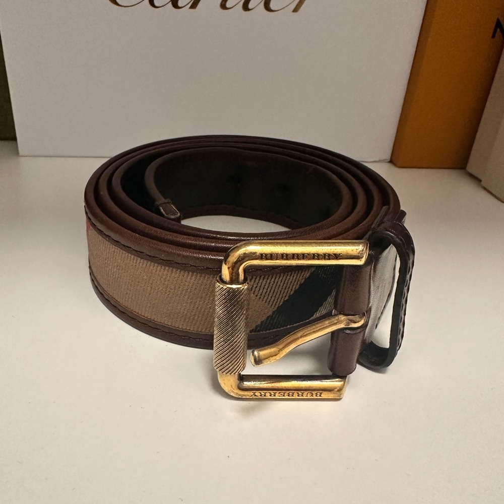 Burberry belt